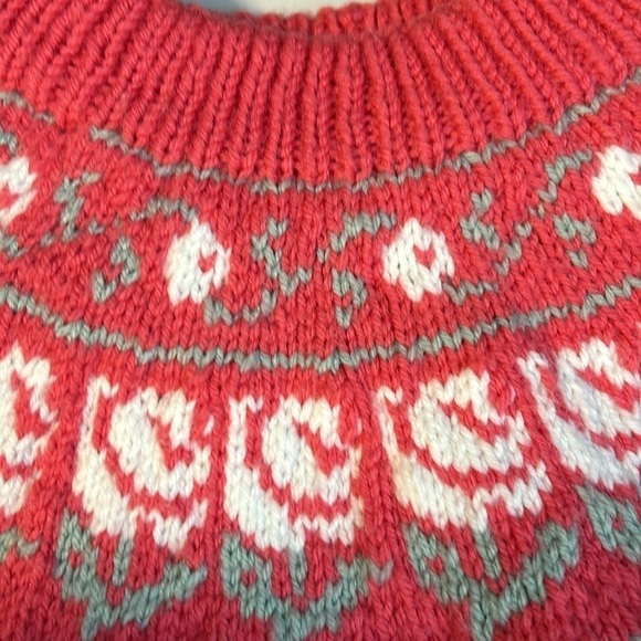 Hand Made Sweater - Picture 11 of 11